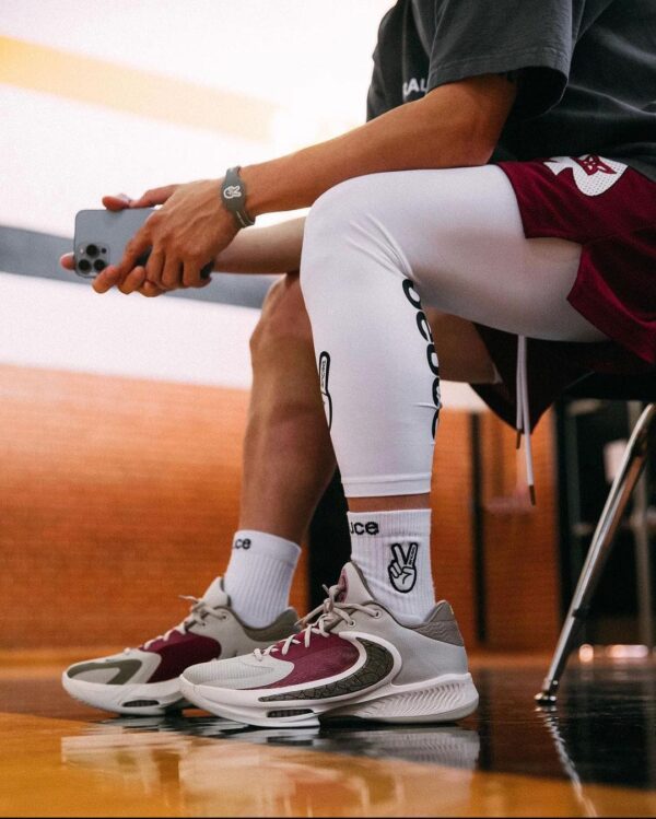 Nike Zoom Freak 4 Colosseum Light Bone/Sweet Beet